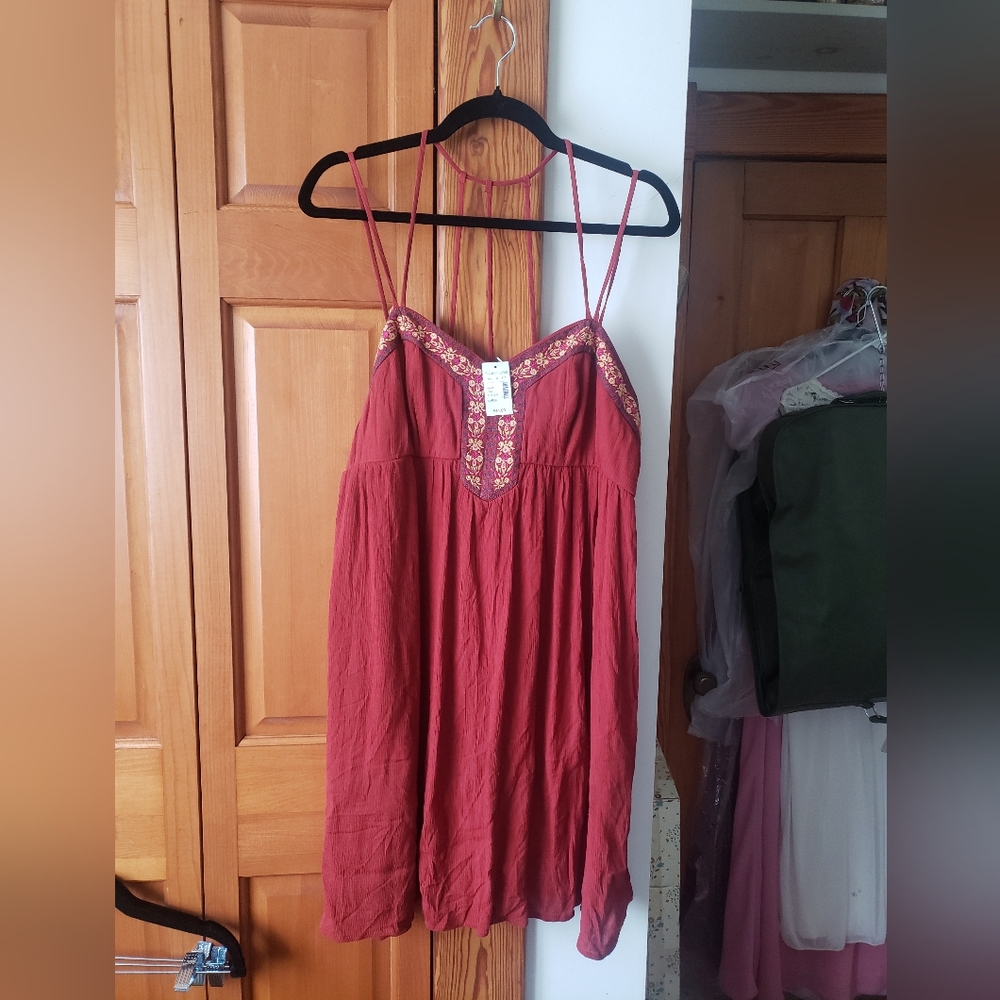 NWT Rust Brick Red Orange Strappy Back Spaghetti Strap Embroidered Dress L